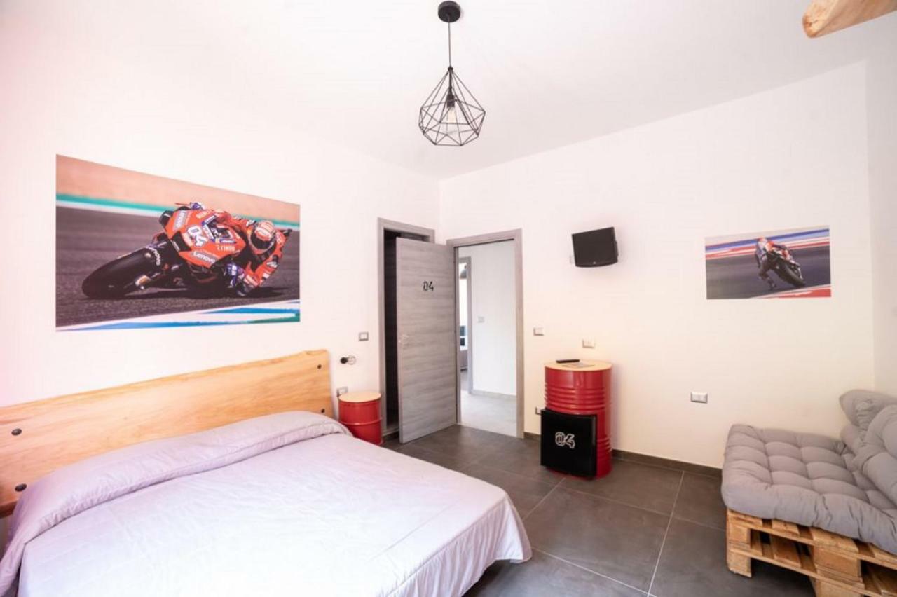 Italian Piston House Sport Moto Rent Bed & Breakfast Millesimo Exterior photo