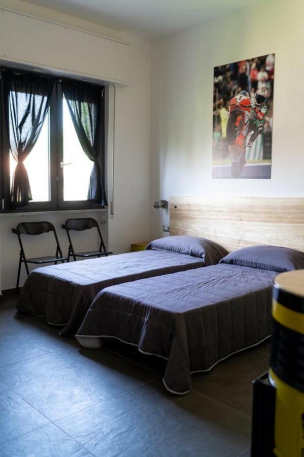 Italian Piston House Sport Moto Rent Bed & Breakfast Millesimo Exterior photo